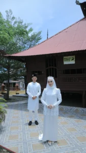 COVER DEPAN